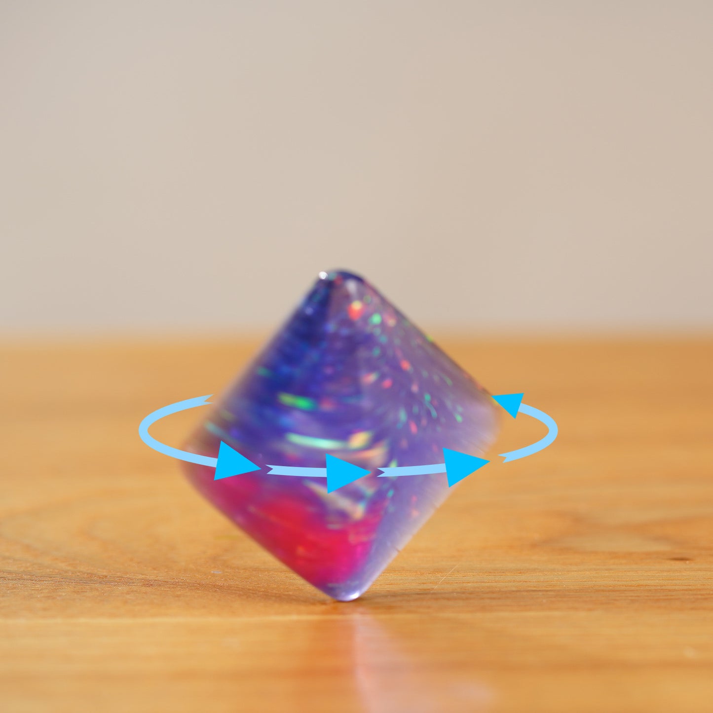 🔹Magic Spinning Fidget Cube