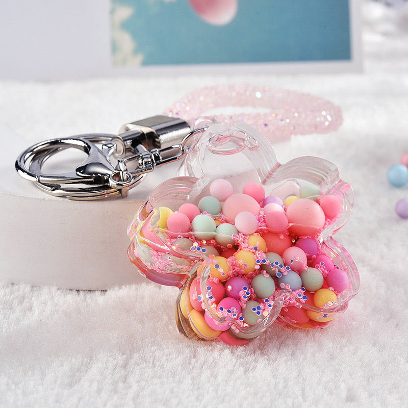 🌸 Glittery Flower Keychain